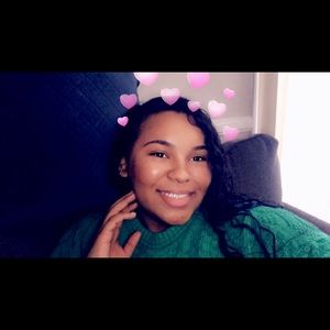 Meet your Posher, Celiah